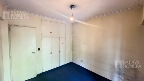 Venta - Semipiso Av Santa Fe 2 Dormitorios Y Dependencia