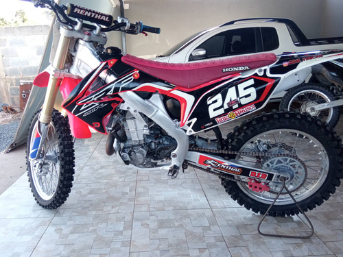Imagem 4 de 6 de Honda 450r