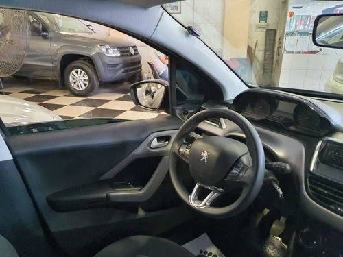 Peugeot 208 2017 1.5 Active