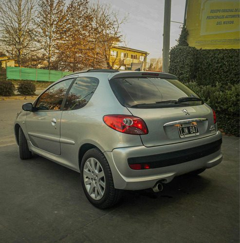 Imagen 4 de 11 de Peugeot 207 2009 1.6 Xt