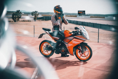 Imagen 5 de 21 de Ktm 200 Rc 0km Financia En 18 Cuotas Sin Interes Solo Dni