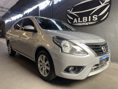 Nissan Versa 1.6 Advance At