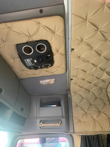 Imagem 8 de 8 de Mercedes Actros 2646