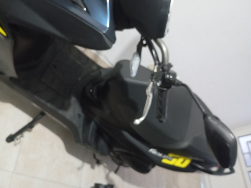 Moto Kymco Agilyti Go En Super Buen Estado Color Azul Oscuro