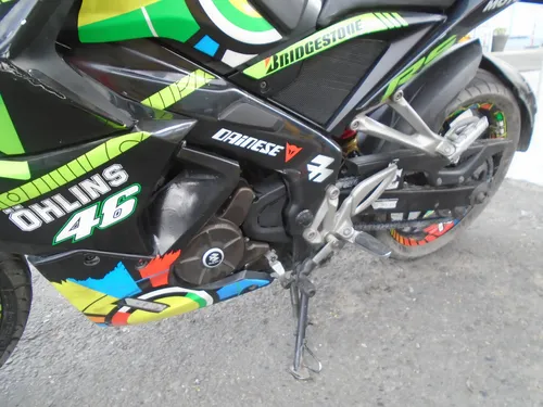 Bajaj Pulsar Rs 200 2017