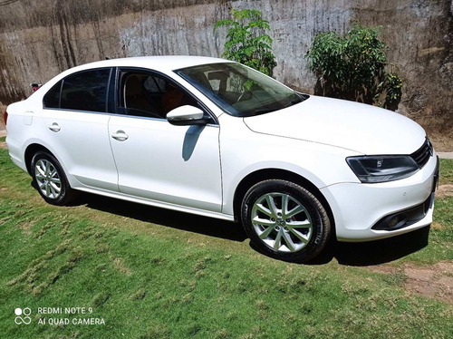 Imagem 4 de 6 de Volkswagen Jetta 2012 2.0 Tsi Highline 4p