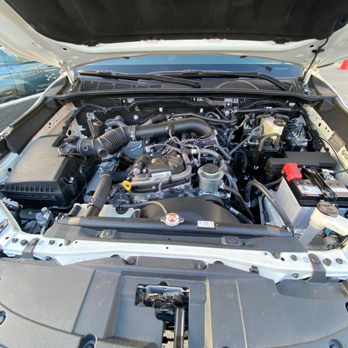 Imagen 7 de 8 de Toyota Hilux S- Glx Sr5 4×4 Dubai 2022