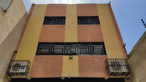 Imagen 25 de 25 de Edificio, Exclusivo, Comercial Maracay Atedf-01