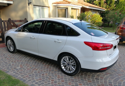 Ford Focus Iii 2.0 Sedan Se Plus At6 2015