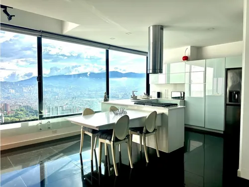 380m2 Penthouse En El Poblado