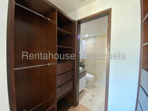 Adt Apto En Venta En Santa Rosa De Lima 25-14246 Yf