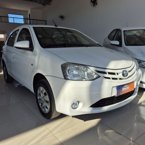 Toyota Etios X 1.3 Flex 16V 5p Mec.
