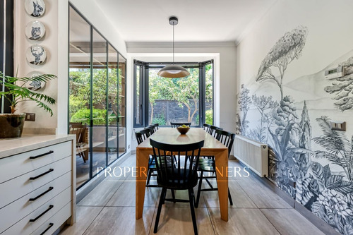 Completamente Remodelada Excelente Conectividad