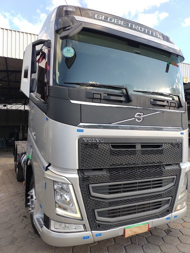Imagem 6 de 8 de Volvo Fh 540