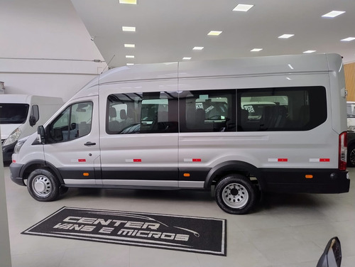 Nova Ford Transit Executiva 17+1 Lugares 2025 0km 5p Prata
