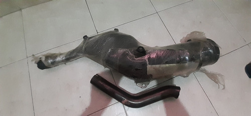 Imagen 2 de 2 de Escape O Silenciador De Kawasaki Klr 650