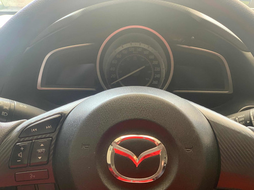 Imagen 11 de 15 de Mazda Mazda 3 Touring T/a