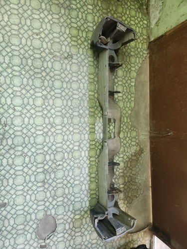 Paragolpe Trasero C/puntera Mitsubishi Montero 92/97 Detalle