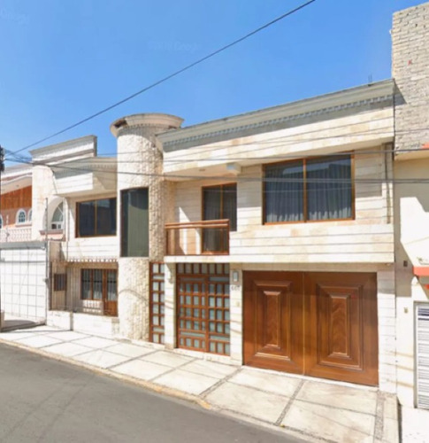 Fabulosa Casa A La Venta En Venustiano Carranza, Gran Remate Bancario