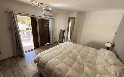 Vendo O Permuta Casa Con Piscina Y Barbacoa En Balneario Argentino