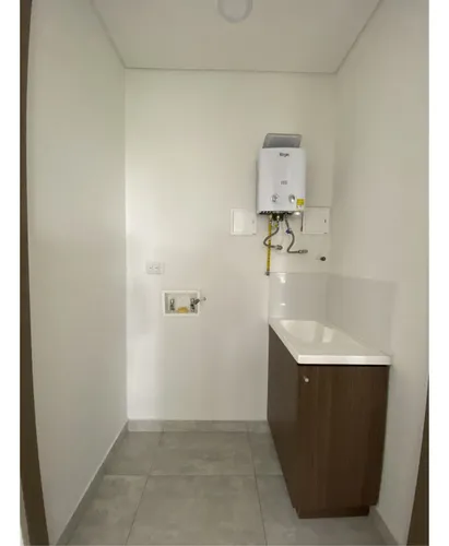 Apartaestudio En Renta Para Estrenar, Av. Centenario-norte De