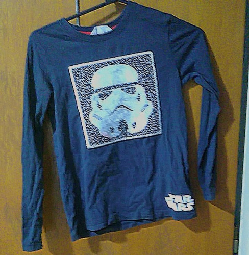 Remera Star Wars  By Disney ® Con Figura Que Cambia!!! 