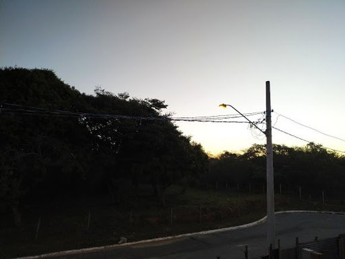 Imagem 4 de 14 de Lindo Sobrado No Próximo Ao Centro De Caçapava, Black Friday, Itbi Incluso No Valor, Mês De Novembro - So0088