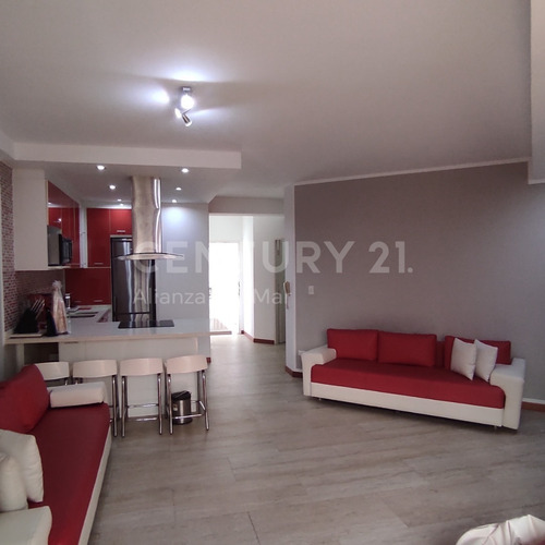 Imagen 5 de 13 de Apartamento Completamente Renovado Y Equipado En Playa Grande ¡vive La Vida De Tus Sueños En Este Oasis De Comodidad Y Elegancia!