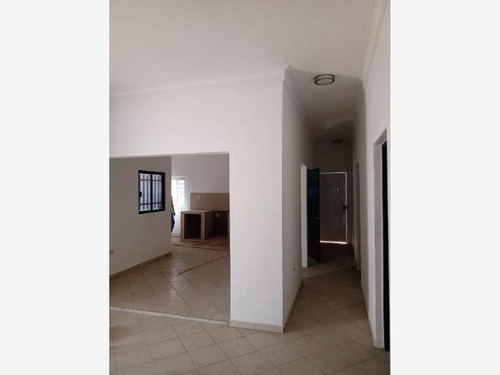 Imagen 2 de 12 de Casa Sola En Venta Lázaro Cárdenas