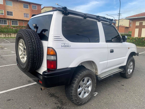 Imagen 7 de 14 de Toyota Prado Meru