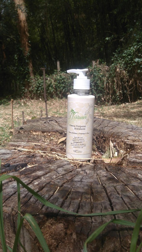 Imagen 5 de 8 de Crema Corporal Hidratante Natural