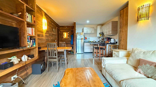 Departamento En Pucón, 2 Dormitorios 2 Baños (104429)