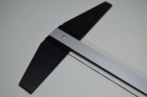 Imagen 4 de 5 de Regla T Deval Profesional De Aluminio | 60cms