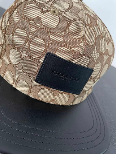 Gorra Coach Café Monogram Khaki Original Flat Brim
