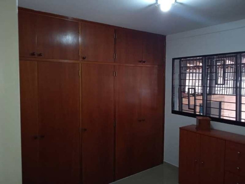 Imagen 14 de 15 de Vendo Town House D En Urb. Quintas Del Norte En Naguanagua Vr