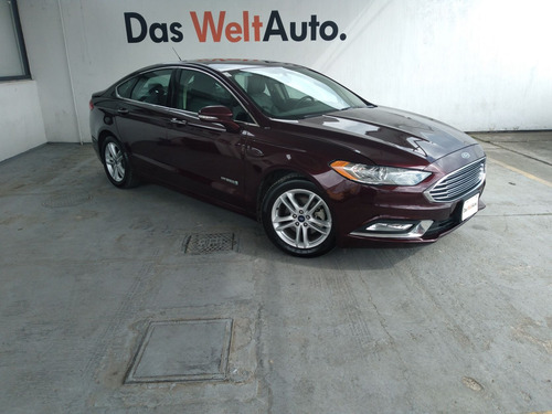 Imagen 14 de 15 de Ford Fusion Se Lux 2.5l Cvt 188hp 4cil Aa Ee Vp Qc Ba A 2018