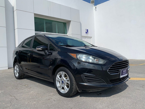 Imagen 3 de 8 de Ford Fiesta 2015 1.6 Se Sedan At