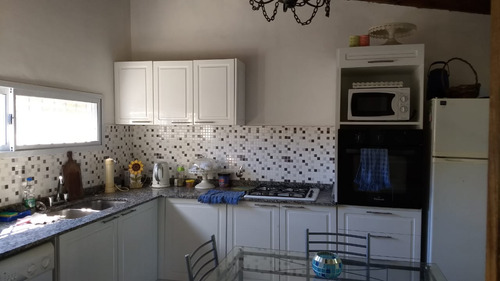 Imagen 6 de 14 de Casa Quinta En Venta , A 30 Mts De Ruta 2