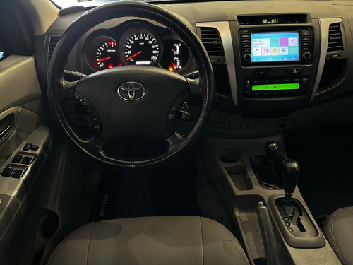Toyota Hilux CD SRV D4-D 4x4 3.0 TDI Diesel Aut