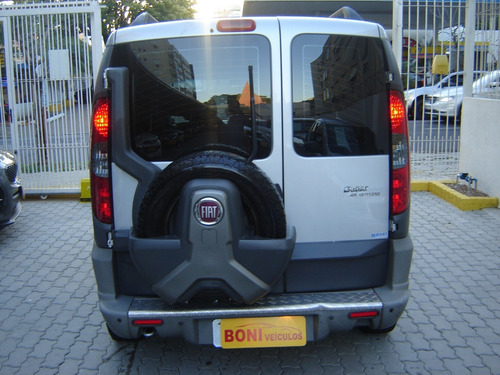 Imagem 5 de 15 de Fiat Doblo Adventure Looker 1.8 2016 06 Lugares
