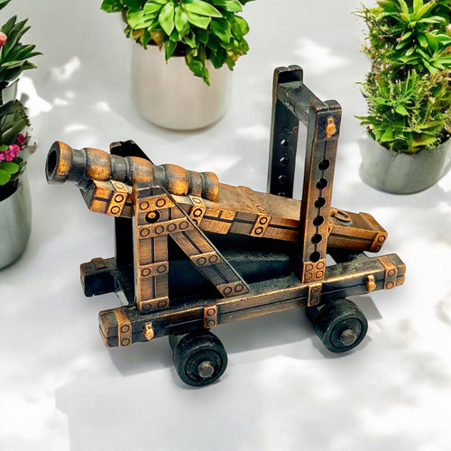Antiguo Sacapuntas Años 80s Forma De Cañón Miniatura (Usado)