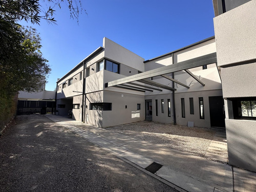 Venta Casa Condominio De 2 Dormitorios A Estrenar En Rosario- Fisherton