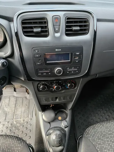 Renault Logan 1.6 Life