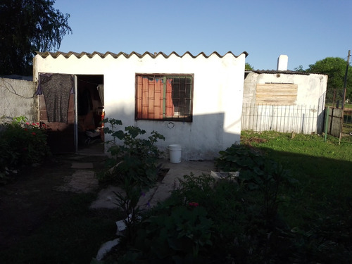 Se Vende Casa De Tres Dormitorios, Santa Rosa, Canelones.
