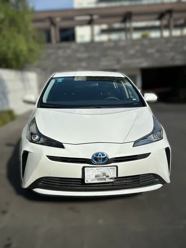 Toyota Prius HYBRID BASE 1.8