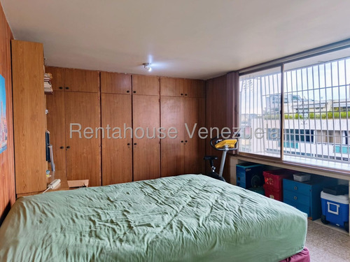 Apartamento En Venta Los Palos Grandes 25-22948