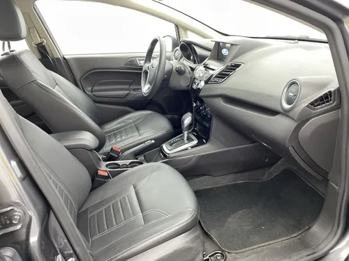 Ford Fiesta 1.6 Hatchback Titanium