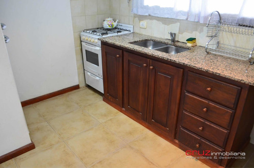 Vendo Casa Barrio Privado 4 Ambientes, 2 Baños, Pileta