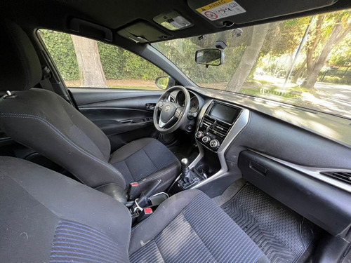 Imagen 15 de 15 de Toyota Yaris 1.5 Xli Mt