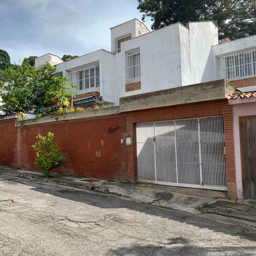 Casa En Venta - Urb. Alto Prado